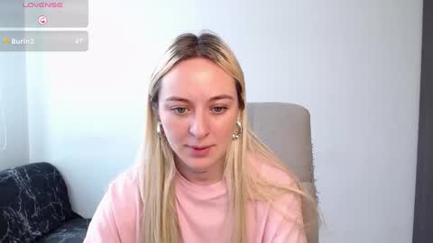 Antonia online show from January 8, 2025, 7:03 pm