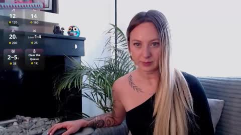 Antonia online show from January 14, 2026, 6:24 pm