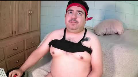 Snapshot of anuarfox chatting on November 15, 2025, 9:32 pm AnuarFox online show from November 15, 2025, 9:32 pm