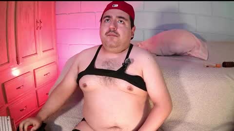 Snapshot of anuarfox chatting on November 16, 2025, 10:10 am AnuarFox online show from November 16, 2025, 10:10 am