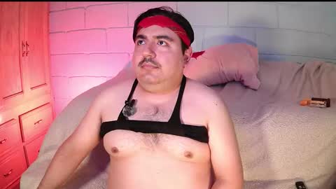 Snapshot of anuarfox chatting on November 26, 2025, 7:53 am AnuarFox online show from November 26, 2025, 7:53 am