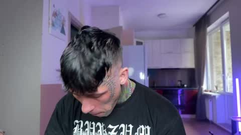 Tom online show from April 4, 2026, 5:27 am