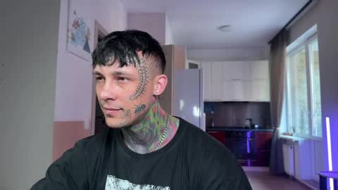 Tom online show from April 10, 2026, 6:51 am