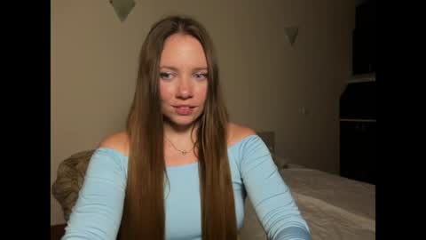 Snapshot of anuetta chatting on July 9, 2026, 6:56 pm Aneutta online show from July 9, 2026, 6:56 pm
