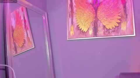 Ana online show from September 9, 2025, 5:34 pm