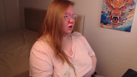 Anya Muna online show from December 12, 2024, 8:53 pm