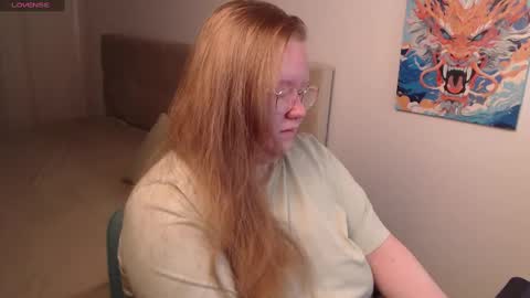 Anya Muna online show from December 18, 2024, 3:22 pm