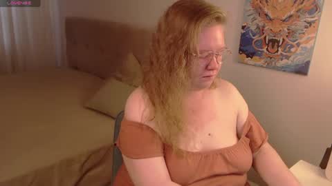Snapshot of anya_muna chatting on July 5, 2026, 3:19 pm Anya Muna online show from July 5, 2026, 3:19 pm