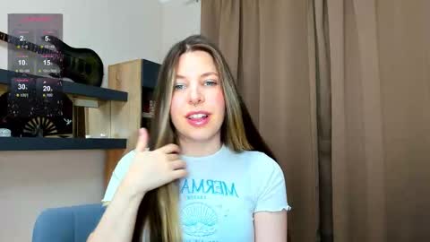 Anya online show from December 3, 2025, 3:43 pm