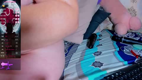 Camila  online show from February 13, 2025, 8:27 am