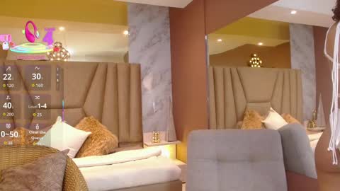 anyawink online show from September 23, 2025, 4:48 am