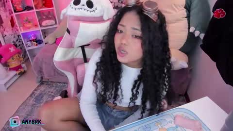 Any online show from November 25, 2025, 2:00 am