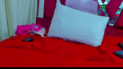 Anyela  online show from December 5, 2024, 8:00 am