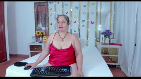 Anyela  online show from November 8, 2025, 3:07 am