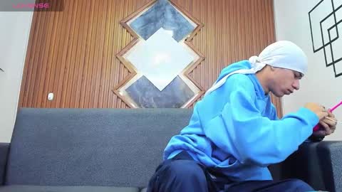 anyelo_sexyhot online show from January 11, 2025, 12:07 pm