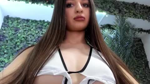 Snapshot of anyssia_ chatting on September 25, 2025, 7:39 pm Anyssia  online show from September 25, 2025, 7:39 pm