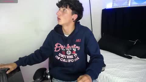 Anyul  online show from February 5, 2025, 3:13 am