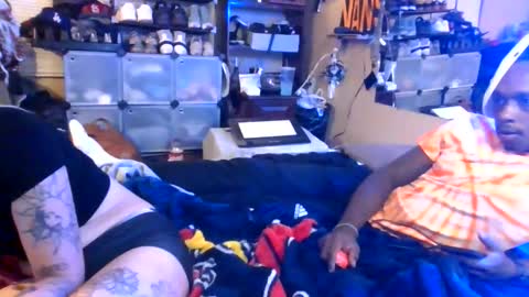 aob And master online show from December 4, 2025, 5:28 am