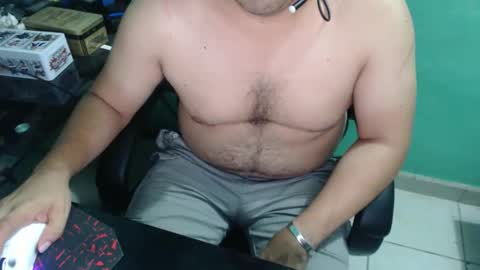 Snapshot of aoria911 chatting on May 4, 2026, 3:13 am Sarawat Chaichana online show from May 4, 2026, 3:13 am