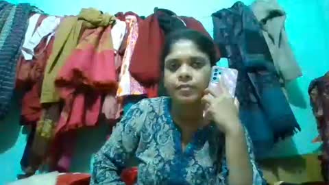 Aparalux online show from February 3, 2026, 8:19 am