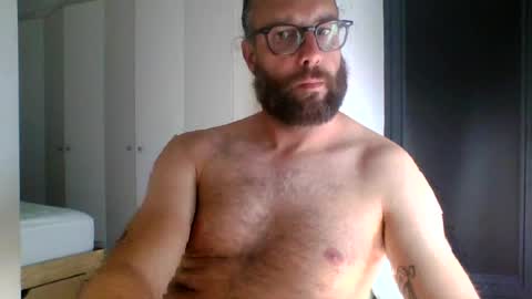 Snapshot of apc_3 chatting on June 18, 2026, 9:14 am apc_3 online show from June 18, 2026, 9:14 am