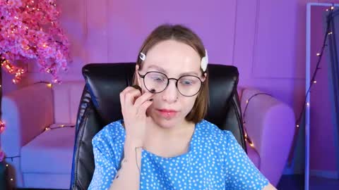 Snapshot of aphexqueen chatting on January 19, 2025, 4:14 pm APHEX QUEEN online show from January 19, 2025, 4:14 pm