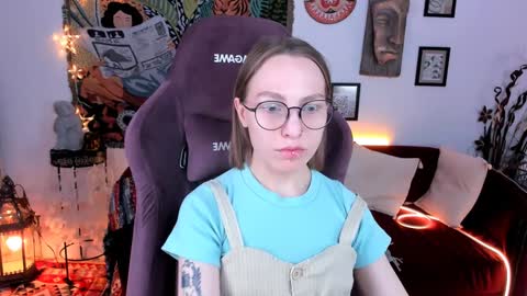 Snapshot of aphexqueen chatting on January 22, 2025, 2:24 pm APHEX QUEEN online show from January 22, 2025, 2:24 pm