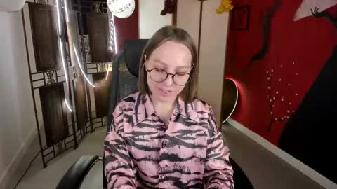 Snapshot of aphexqueen chatting on February 23, 2025, 1:10 pm APHEX QUEEN online show from February 23, 2025, 1:10 pm