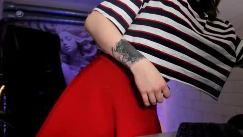 APHEX QUEEN online show from November 6, 2025, 5:30 am