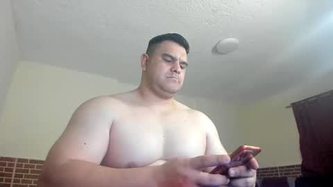 Snapshot of apholov chatting on September 26, 2025, 7:12 am follow me here you find me online show from September 26, 2025, 7:12 am