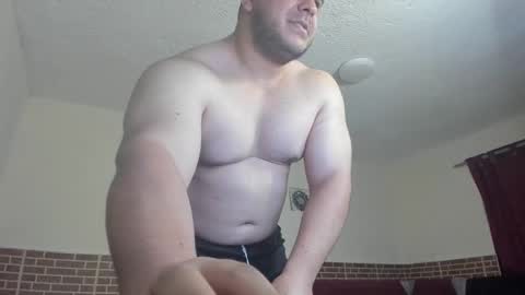 Snapshot of apholov chatting on October 20, 2025, 9:43 am follow me here you find me online show from October 20, 2025, 9:43 am