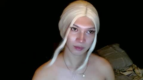 Roman Goddess online show from December 24, 2024, 8:11 am