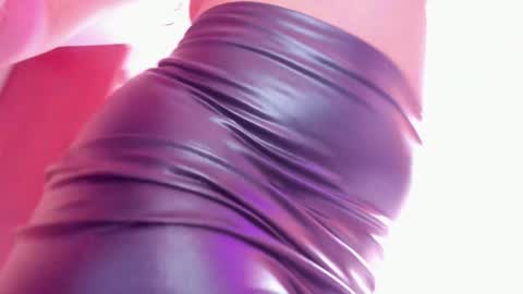 Snapshot of aphril_davis chatting on January 23, 2025, 8:45 pm Sara Model Independent online show from January 23, 2025, 8:45 pm