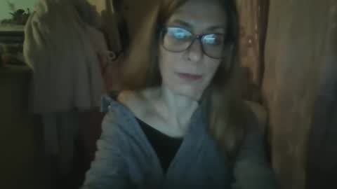 Snapshot of aphrodity_rox chatting on May 15, 2026, 8:49 pm Aphrodity Rox online show from May 15, 2026, 8:49 pm