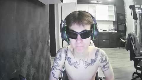 aplant_ online show from September 14, 2025, 5:56 pm