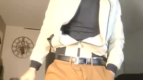 apollonfitx_69 online show from January 17, 2025, 8:00 pm