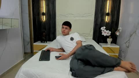   online show from April 9, 2026, 2:11 am