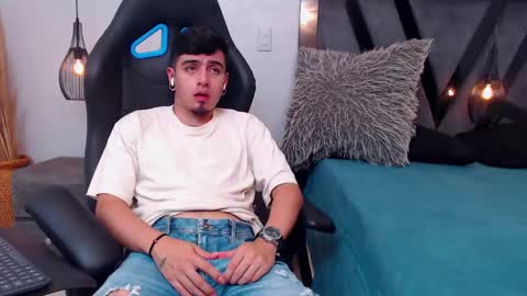 Apolo online show from October 24, 2025, 4:25 pm