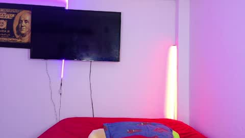Snapshot of apolo_prince1 chatting on June 2, 2026, 1:40 am Apolo online show from June 2, 2026, 1:40 am