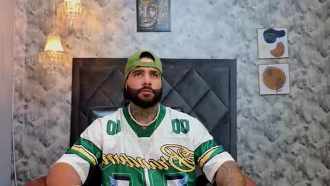 Apolo online show from November 24, 2025, 8:52 pm