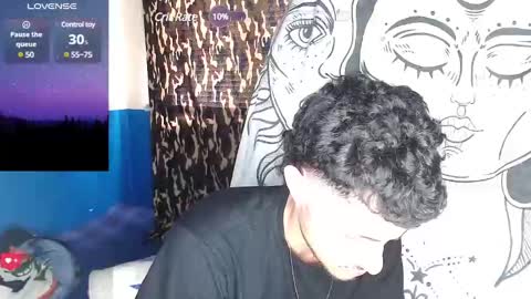 Snapshot of apolo_s chatting on December 16, 2024, 4:05 pm Andres online show from December 16, 2024, 4:05 pm