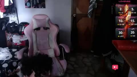 Snapshot of apolo_s chatting on August 8, 2026, 7:16 pm Andres online show from August 8, 2026, 7:16 pm