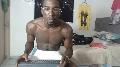 apoloblackbig online show from October 28, 2025, 6:54 pm