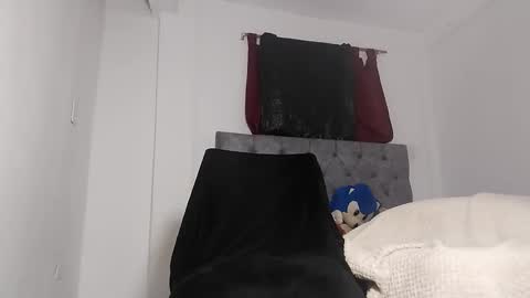 apoloblackbig online show from December 3, 2025, 8:12 am