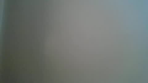 apple_bitch online show from May 18, 2026, 4:40 am