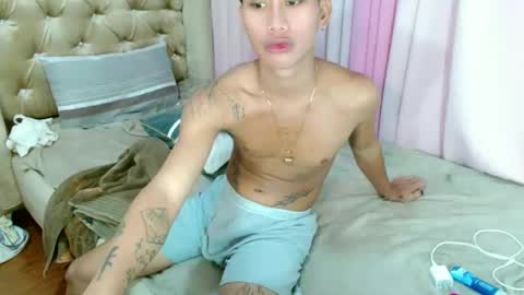 apple_kisses24k online show from May 21, 2026, 10:33 am
