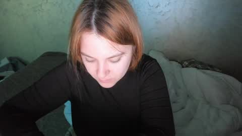 appleyummybuns online show from April 6, 2026, 11:44 am