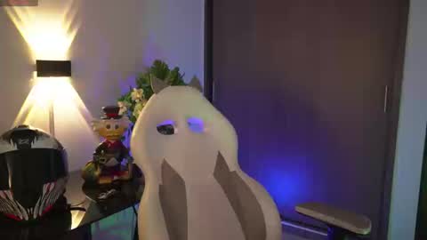 Snapshot of appolo_allen chatting on September 17, 2025, 10:33 pm insta appolo master online show from September 17, 2025, 10:33 pm