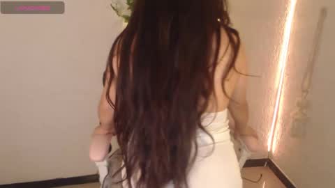 Snapshot of apriil_3 chatting on February 9, 2025, 9:26 am Abril Freelance Model online show from February 9, 2025, 9:26 am