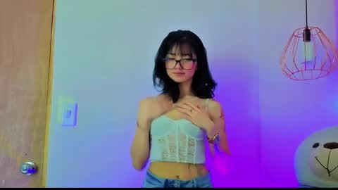 Snapshot of april_bennett chatting on May 27, 2026, 12:02 pm online show from May 27, 2026, 12:02 pm